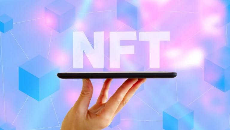 【初心者向け】NFTとは結局何？なぜ価値がある？特徴や課題を徹底解説 thumbnail image